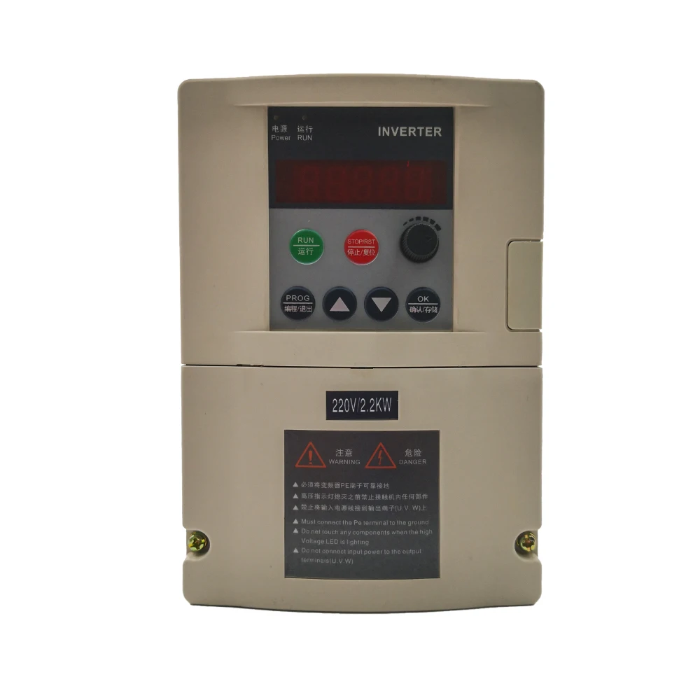 

Инвертор VFD, Φ 110/220 кВт, однофазный вход в/в, для трехфазного двигателя с кабелем 2 м и внешней панелью