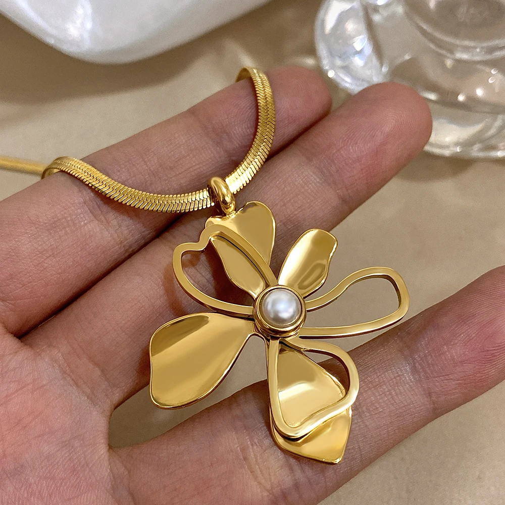Trendy Hollow Flower Pearl Pendant Necklace for Women Elegant Gold Plated Stainless Steel Floral Neck Chain Jewelry Gifts - Image 5