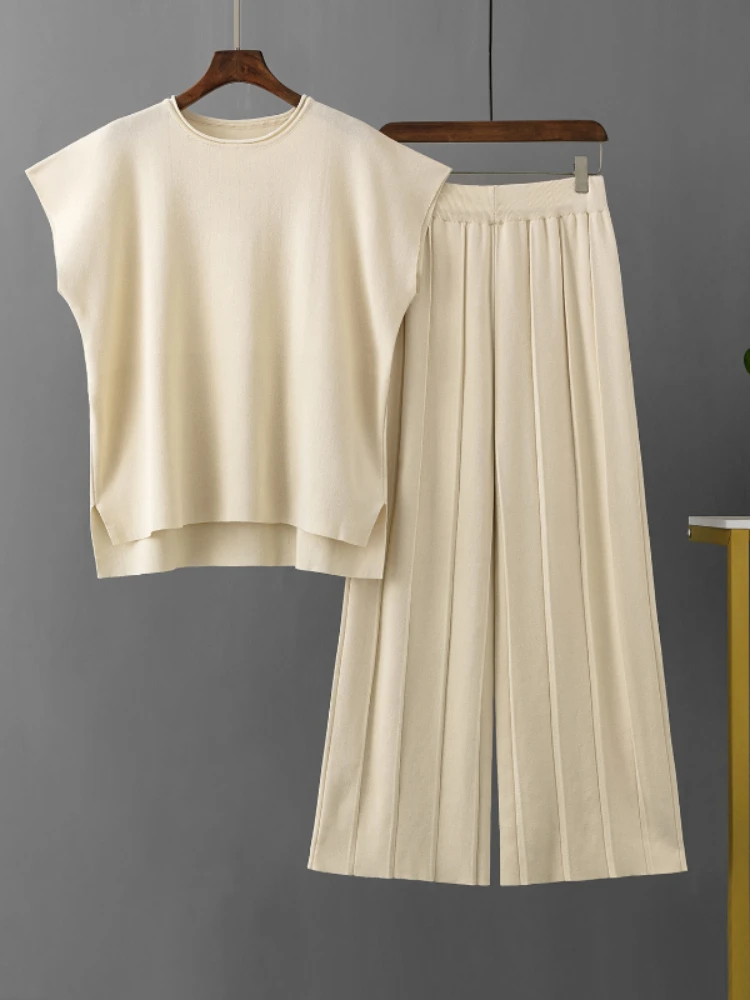 

New in Fashion Casual Pants Sets Summer New Solid Color Sleeveless Vest Knitted Sweater Wide-leg Pants Suit Women Two-piece Sets