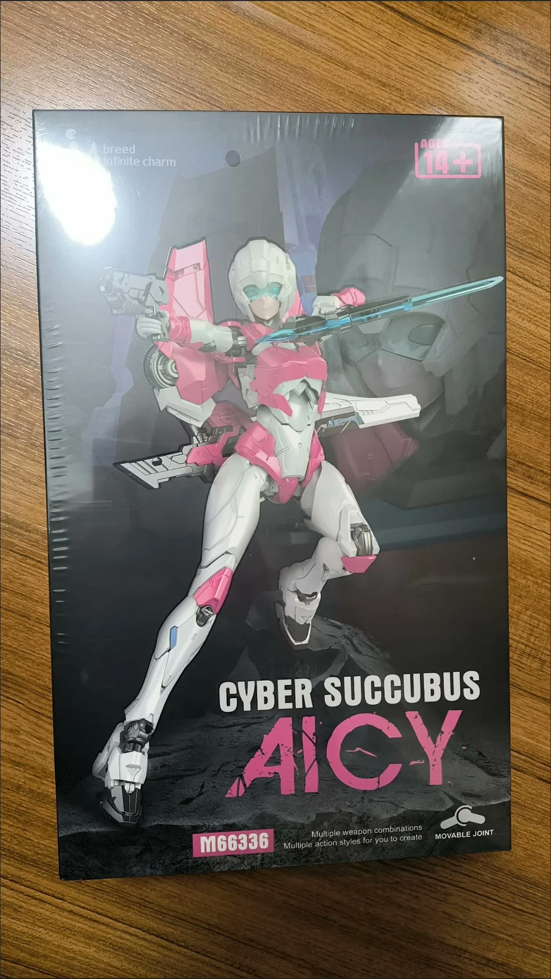 在庫あり Mbreed 無限チャーム AICY フレームトイズ アーシー