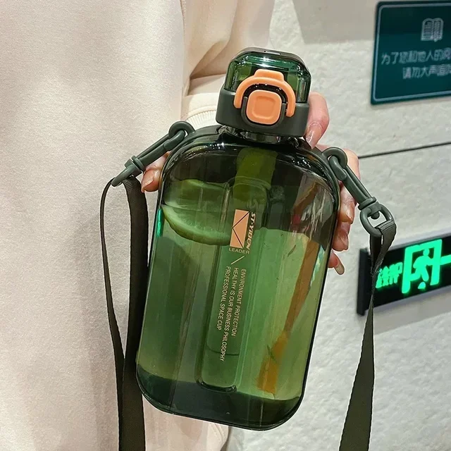 Flat Transparent Portable Water Bottle 4