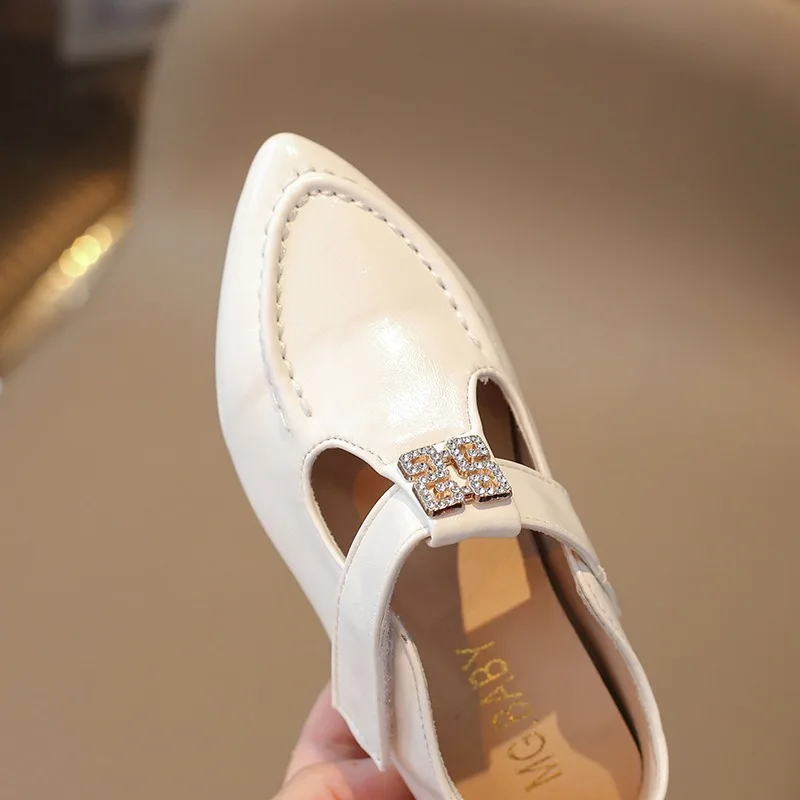 Girl's Pointed Little Leather Shoes Spring and Autumn New Korean Version Children's Soft Sole Fashion Princess Single Shoe
