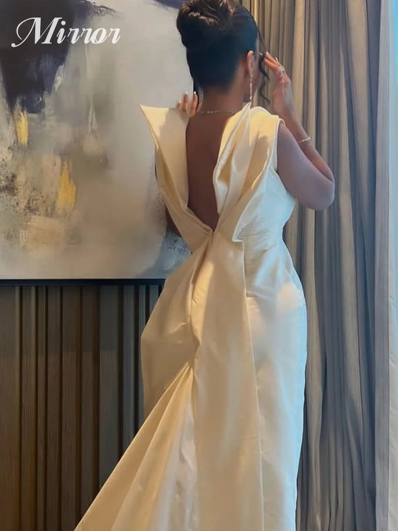 

Mirror Dress Elegant Vintage Simple Ivory Ruffle Backless Sexy Customized Formal Occasion Prom Dress Evening Party Gowns