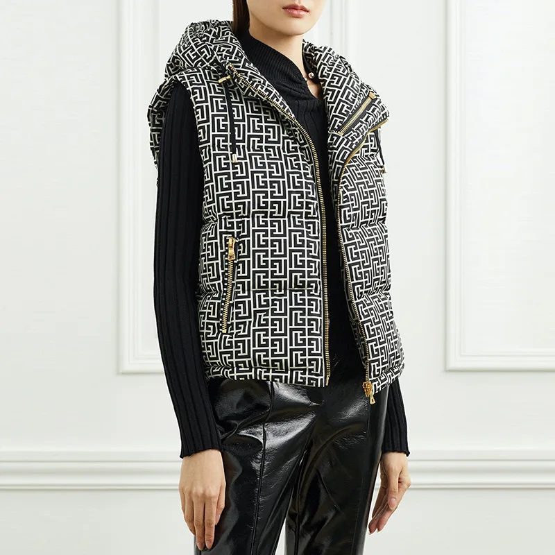 

2022 Autumn And Winter New European And American Star Fashion Maze Graphic All-match Classic Hooded Down Jacket Vest Vest Women