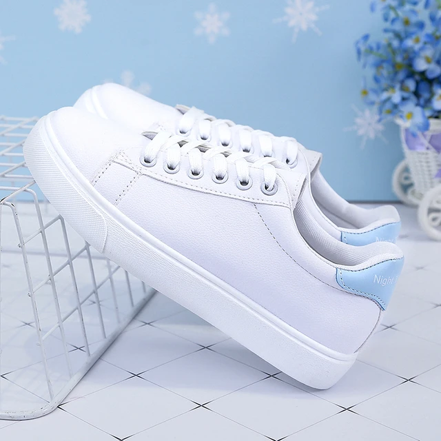 2024 White women's shoes sports outdoor travel casual shoes comfortable thin spring and autumn summer 2