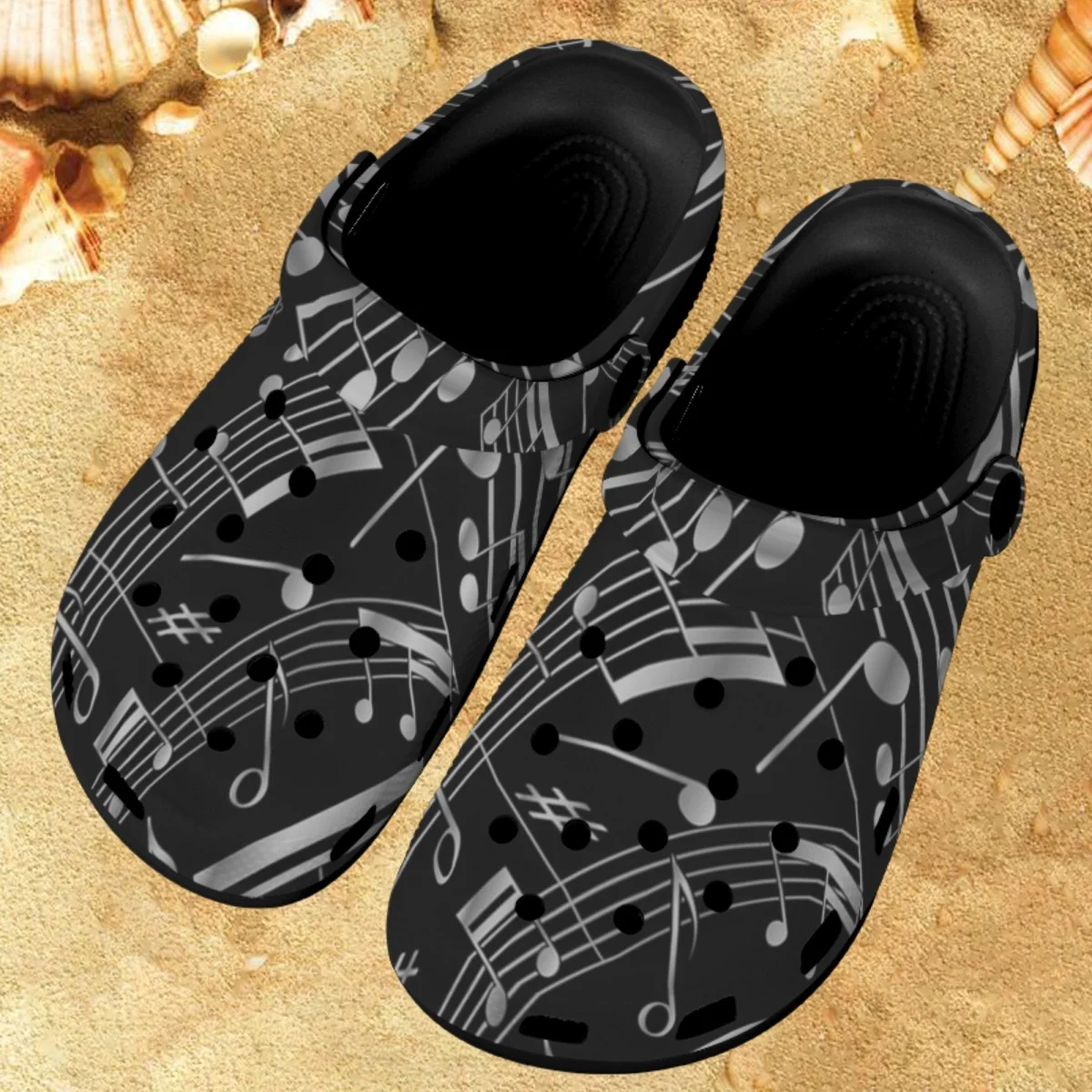 

Прямая поставка, 1 шт., модные летние женские сандалии Music Note, дышащие сандалии для пляжа и сада для девочек, обувь с отверстиями для пар, домашние тапочки