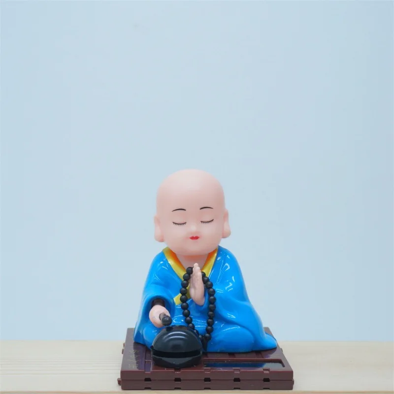 New Cute Little Monk Car Solar Toys Creative Little Monk Shaking Head Nodding Car Center Console Knock Wood Fish Decoratives