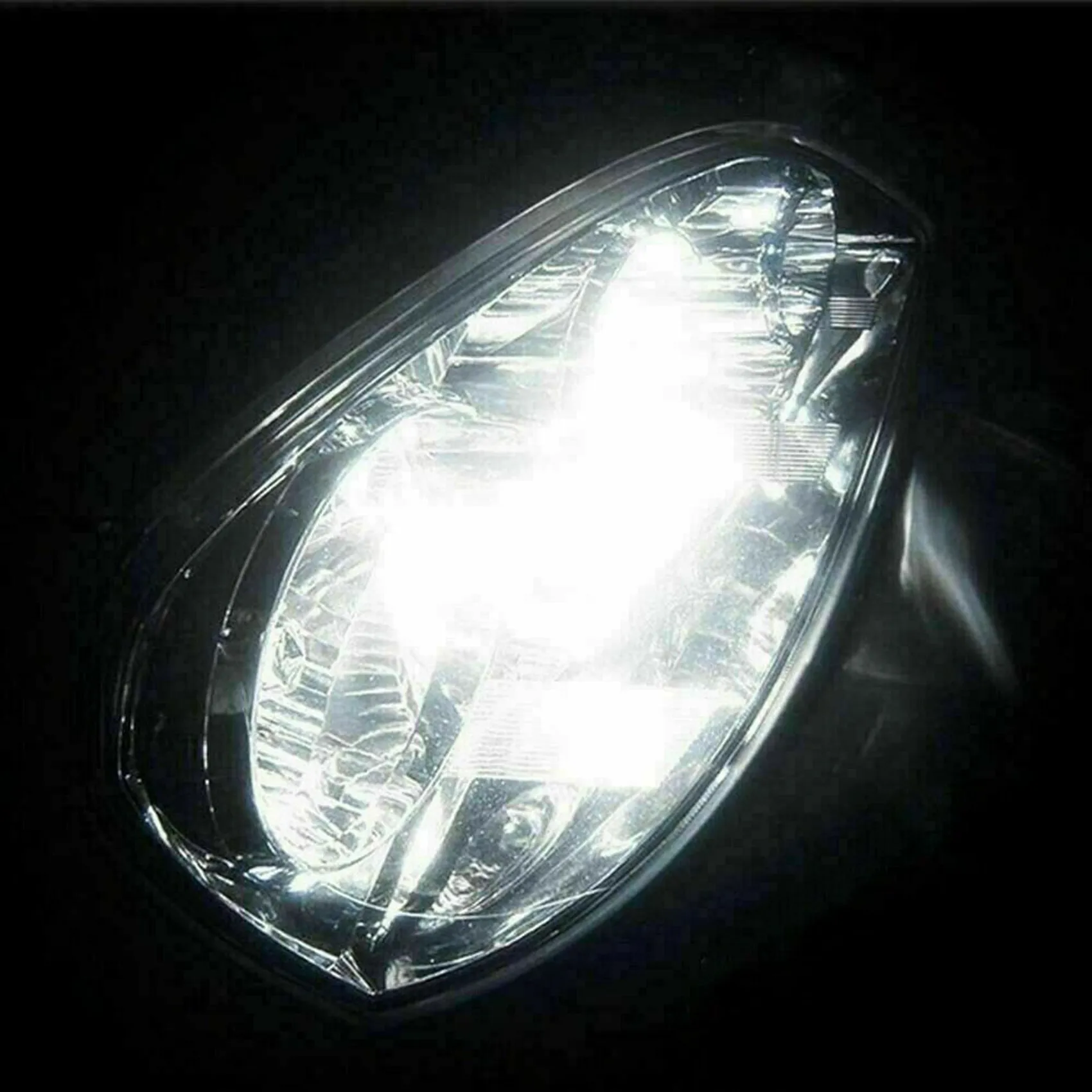 D8S 6000K Xenon HID Headlight Bulbs Set 66548 66549 2X for Beetle Touareg Kia Forte Ford Focus Hyundai Santa Fe