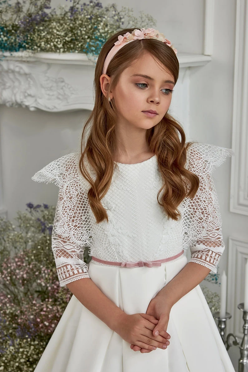 Boho White Flower Girl Dress For Wedding Elegant Satin Half Sleeve Lace Kids Birthday Party Ball Gown First Communion Dress 5