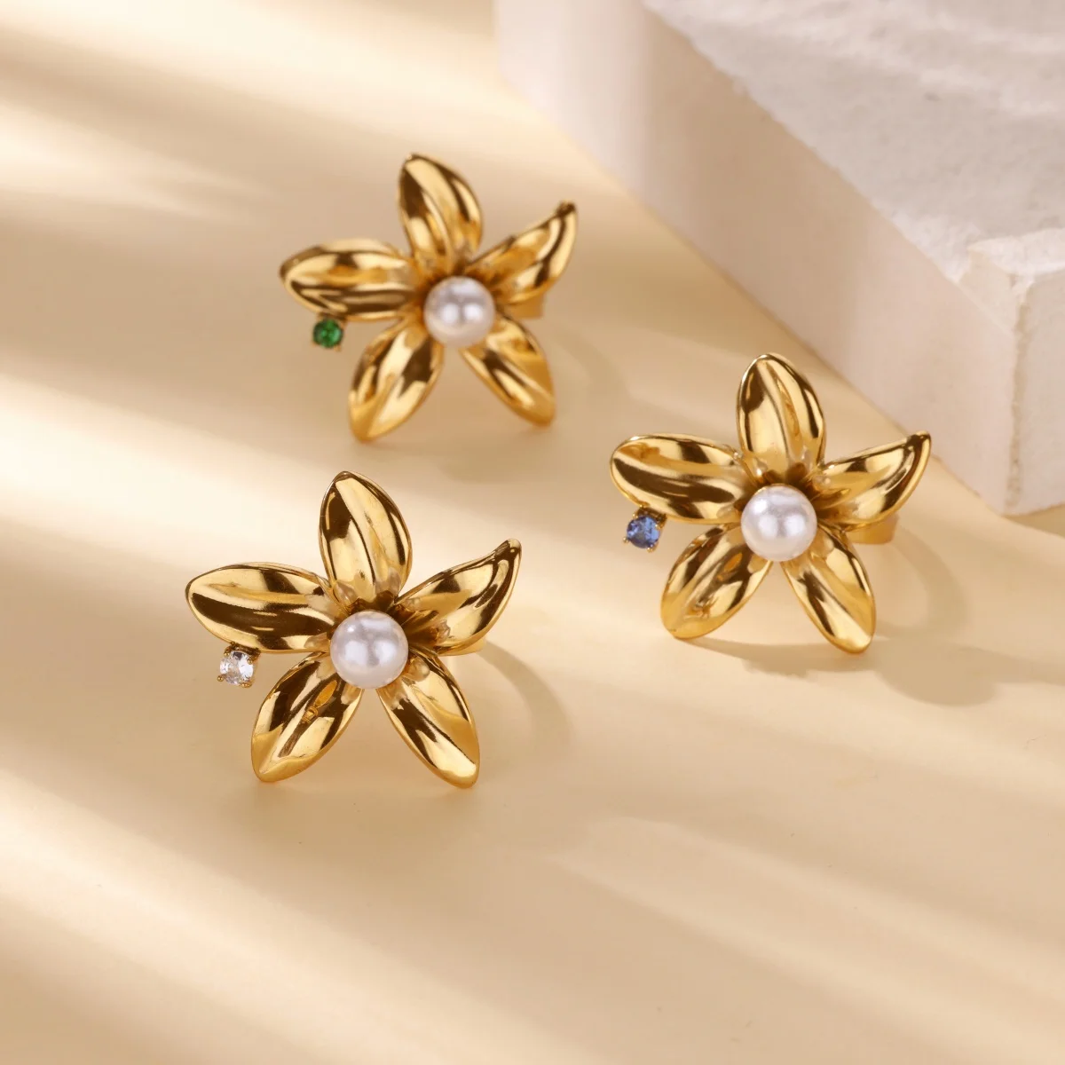 Gold Flower Ring With Zircon Pearl For Women