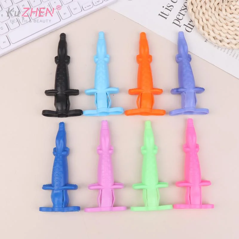 1Pcs 재사용 가능한 귀여운 악어 모양의 바늘 보호 케이스 치과 주사기 슬리브 커버 치과 의사 수술용 주사기 도구