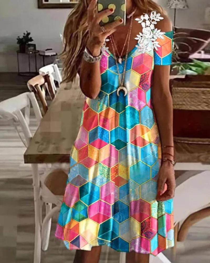 

Geo Print Contrast Lace Cold Shoulder Casual Dress Women Short Sleeve High Waist V Neck Summer Mini Dress
