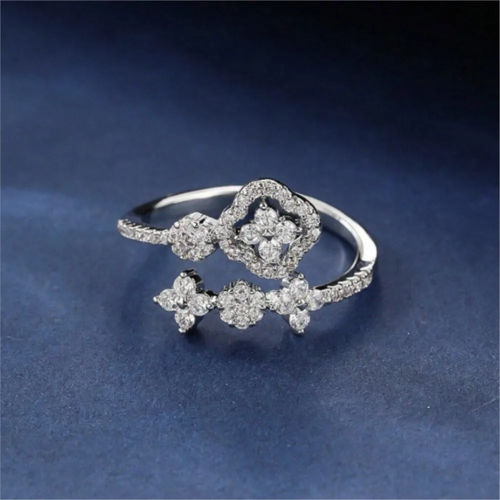 Elegant Four Leaf Flower Zirconia Inlaid Ring for Women 2025 New Fashion Single Rings Wedding Jewelry Daily Wear