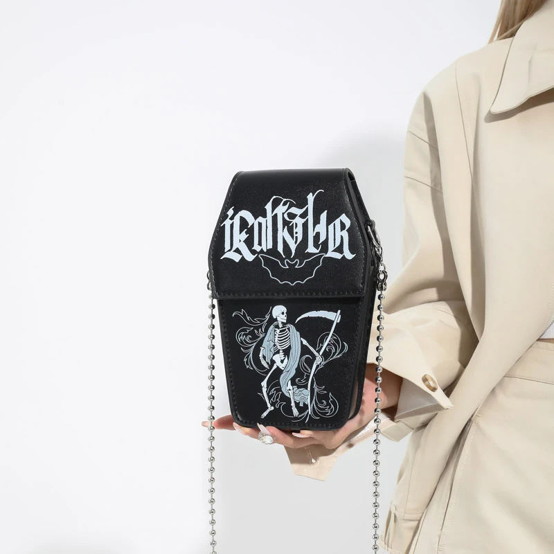 

Female Gothic Coffin Shape Crossbody Bag Street Punk Style Wallet Vintage Locomotive Phone Bag PU Leather Chain Shoulder Bag