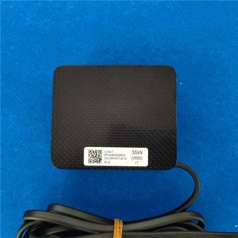 Laptop adaptor power New A3514_RPN 14V 2.5A 35W BN44-00990A for monitor AC/DC adapter
