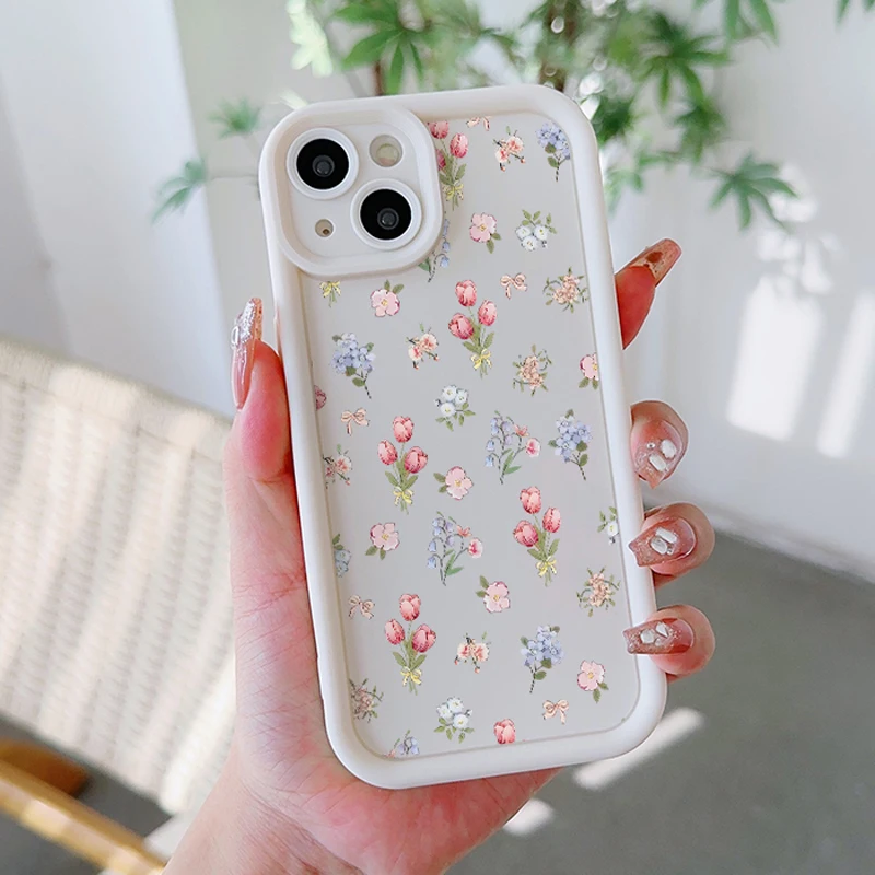 Retro Floral Design Phone Case