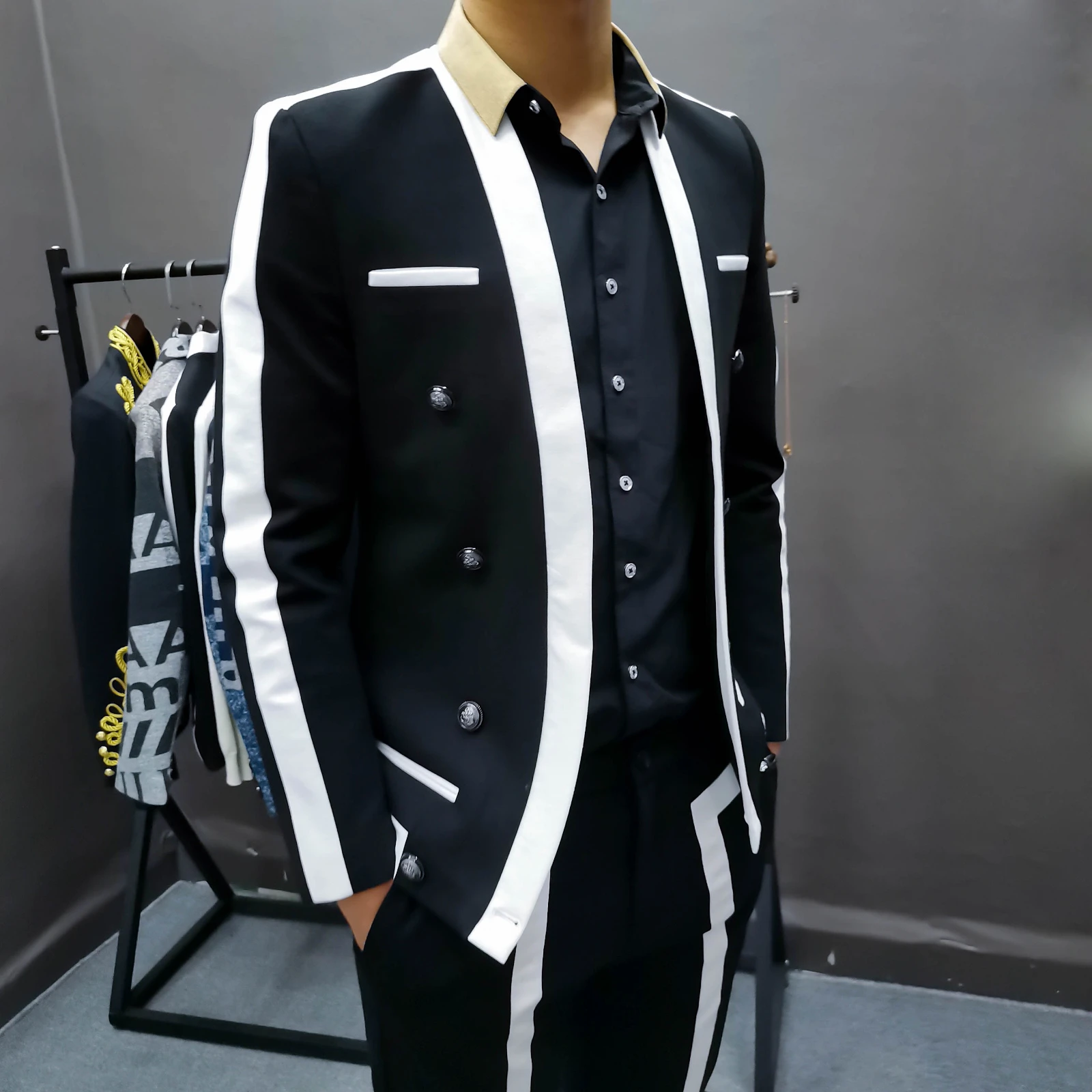Trajes De Hombre Contrast Stripe Blalck White Suit Male Wedding Groom Suit Spring Disguised Men Slim Stage Outfit Men Party