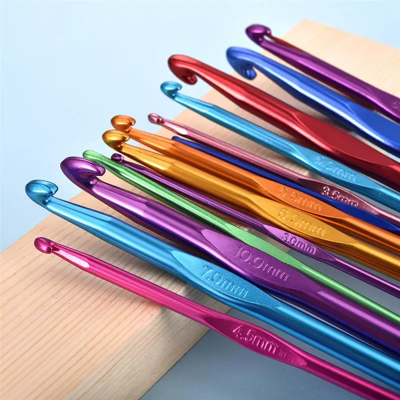 1Set Crochet Knitting Needles Hooks Yarn Weave Handle Hook DIY Tools Sewing Accessories Lace Weave Craft Needle