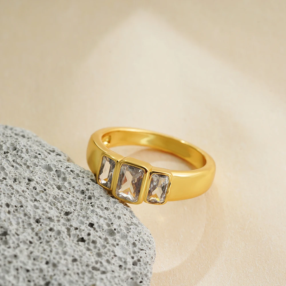 Stainless Steel Square Crystal Zircon Rings 18K Gold Plated Waterproof Simple CZ Finger Ring Wedding Jewelry Accessories Anillos