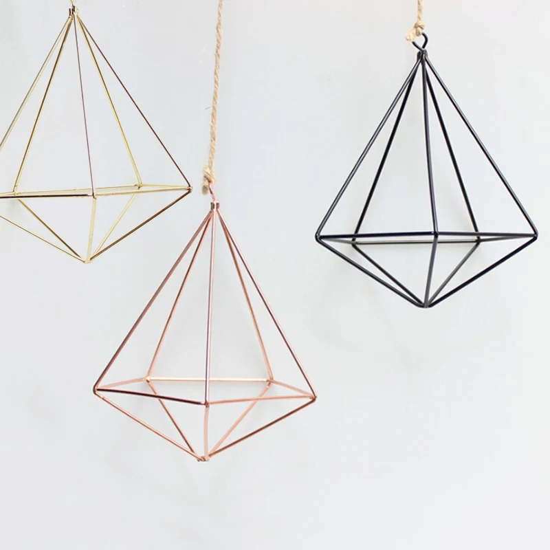 

1pc Hanging Flower Pot Iron Geometric Flower Bracket Wall Decoration Metal Geometric Air Plant Flower Pot Rack