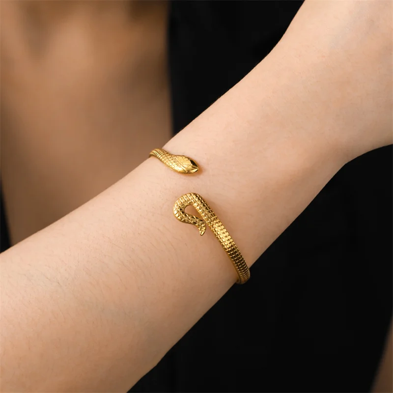 Snake Bangles for Women Men Luxury Stainless Steel Animal Snake Cuff Bracelets Adjustable Gothic Party Jewelry Gift Accessories 2