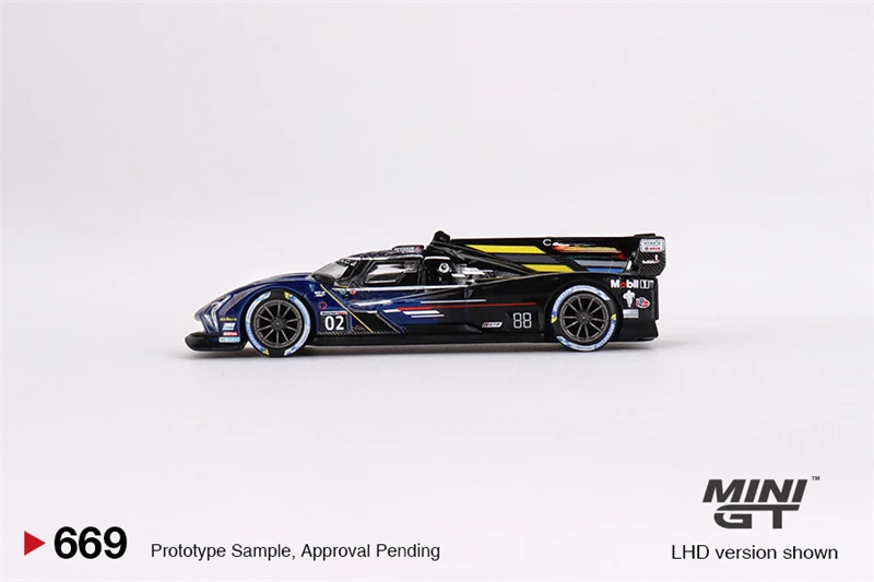 

** Скоро прибывает ** MINI GT 1:64 V-Series R #02 литая модель автомобиля
