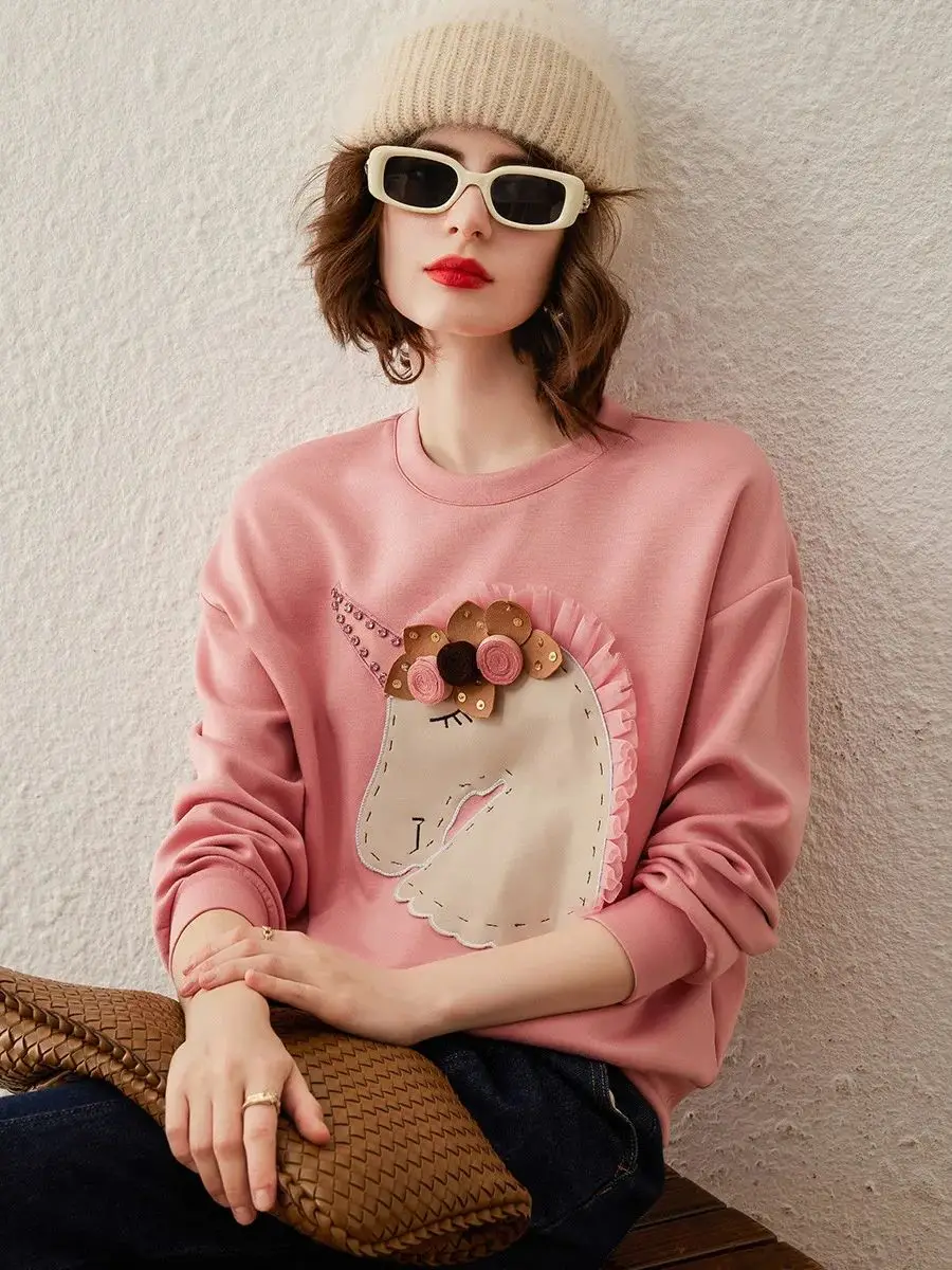 LOUIS YAO Women's Hoodies 2023 Autumn Long Sleeve O-Neck Round Neck Drop-shoulder Loose Unicorn Patch Embroidery Basic Tops