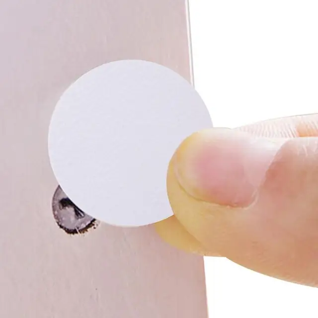 54 pièces/feuille vis noires vis blanches gris armoire couvercle en plastique pour armoire adhésif armoire vis couverture autocollants 3