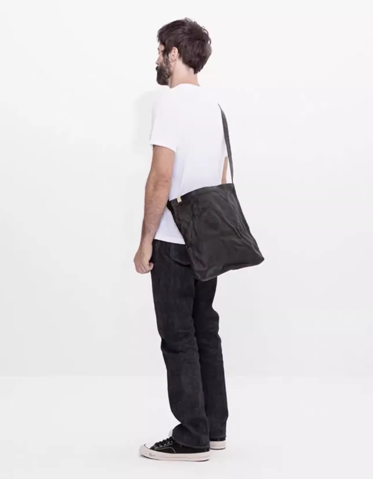 VISVIM KOFU RECORD BAG DMGD(IT VEG.H) French ribbed grain sheepskin bag