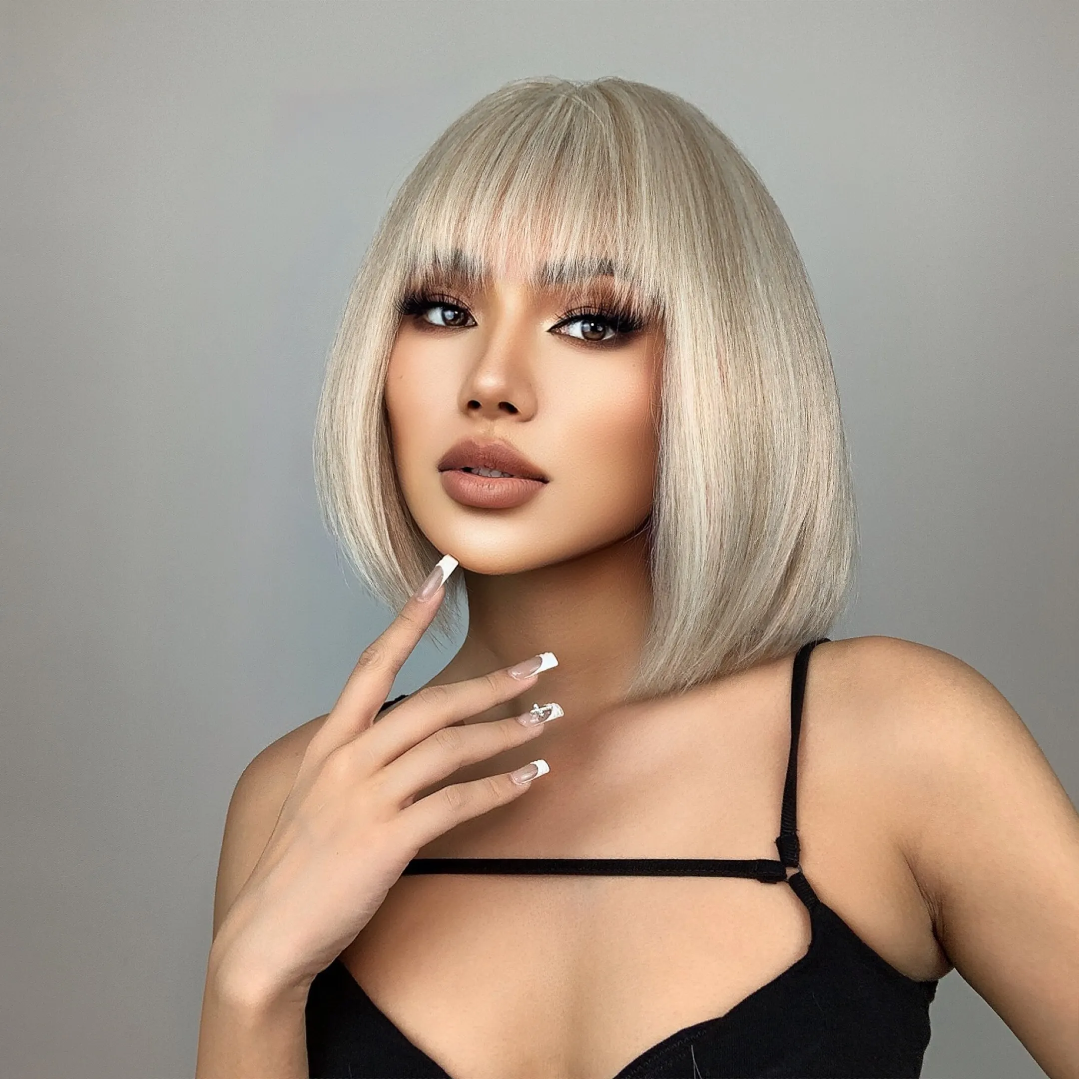 Short Straight White Platinum Wigs for Women Short Bob Synthetic Wig With Bangs Shoulder Length Heat Resistant Cosplay Wig_voghion.com