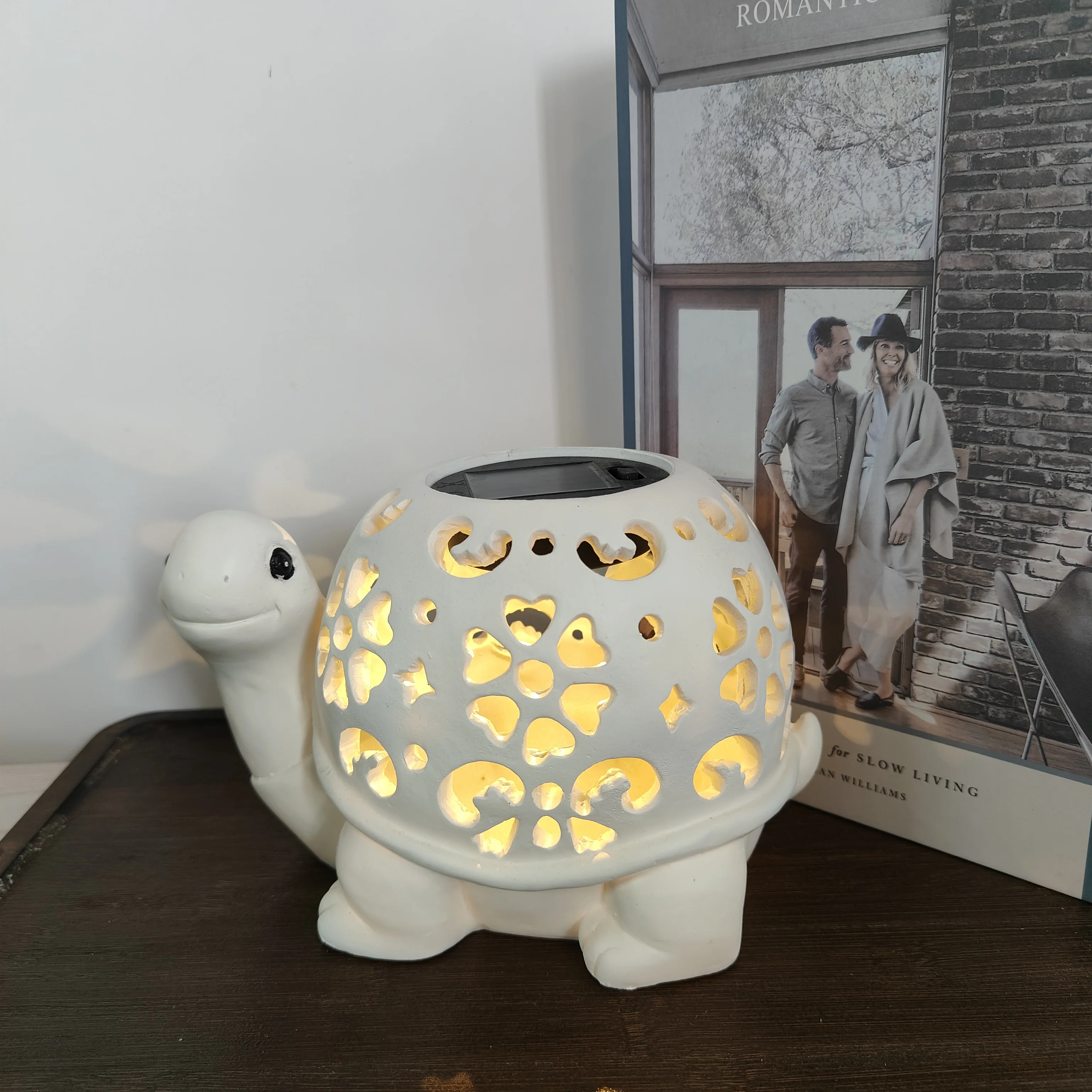 Solar Outdoor Statue Statue With Light Birthday Gift For Mom Unique Female Gift Garden for Spring Decoration solar lanterns garden statue garden decoration
