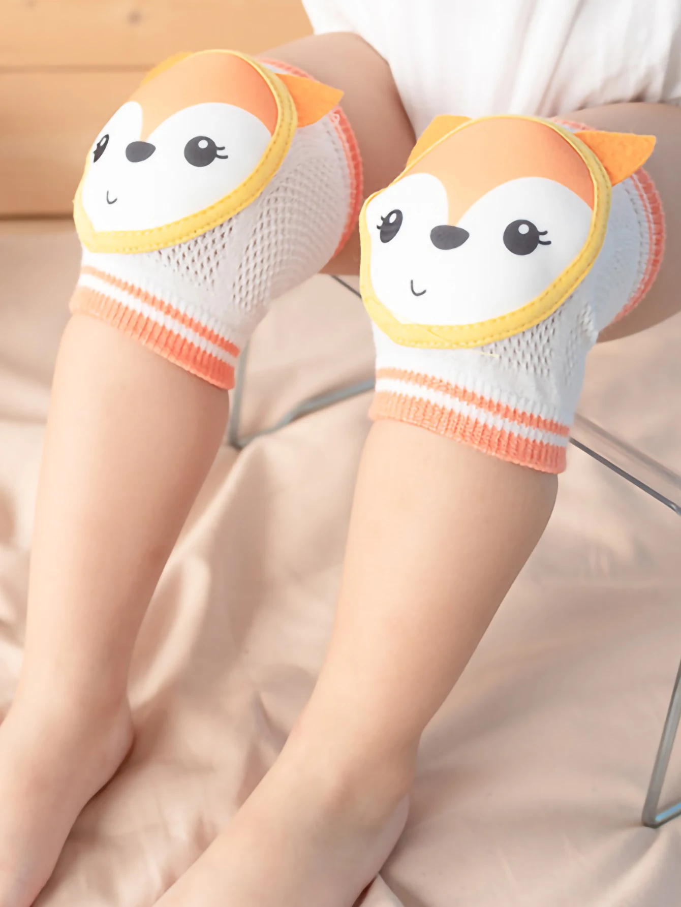 1 pairs of baby kneepads new children's toddler kneepads crawling artifact baby let go of stockings.