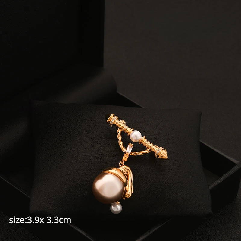 Fashion Girl Brooch with Pearl Earrings Women's Luxury High-End Pendant Sweater Coat Pin Clothes  Accessories Jewelry Gifts 6151