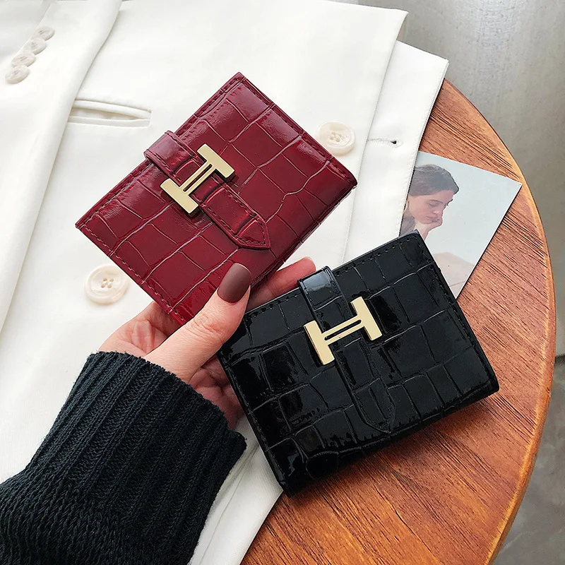 

New Women Wallet Retro Short Wallet Coin Purse Card Holders Clutch Bag Fashion Small Wallet Ladies Bolsa Feminina
