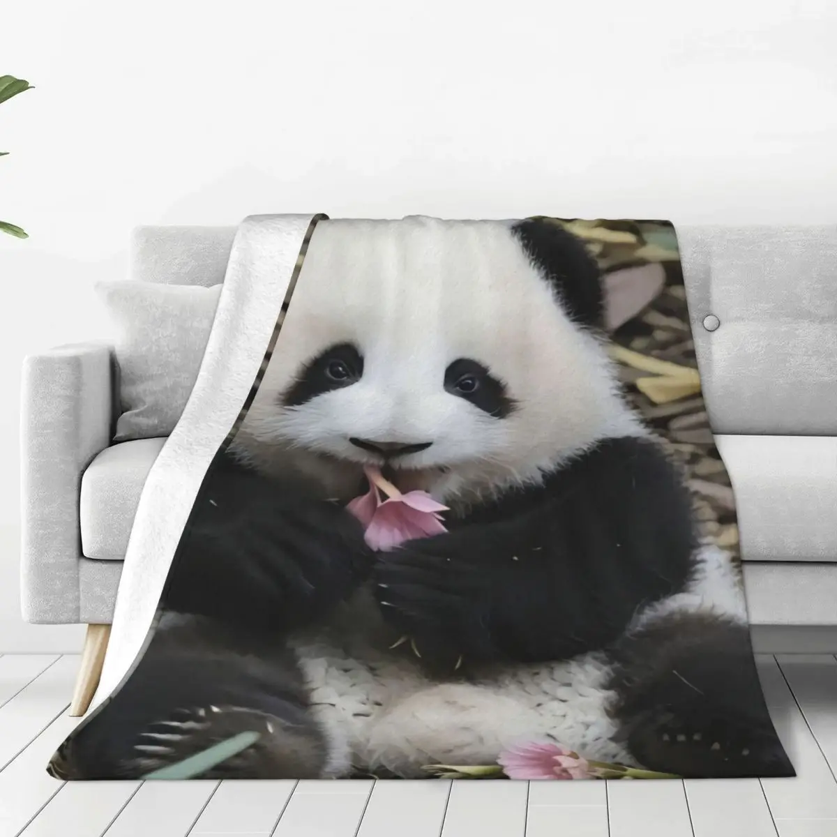 

Huahua Panda Animal Blanket Warm Cozy Anti-pilling Flannel Throw Blankets for Luxury Bedding Affordable