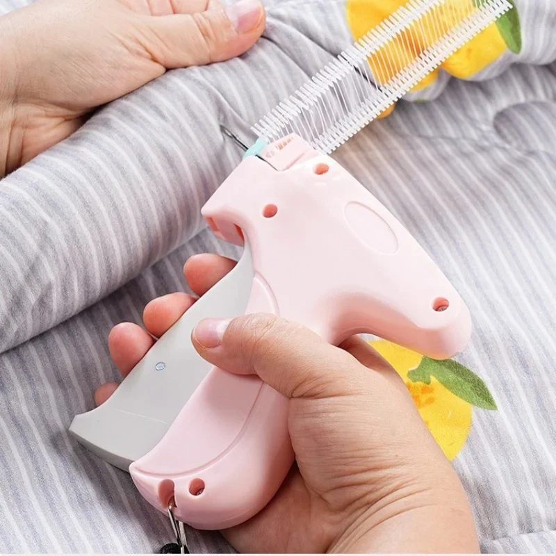 Garment Label Gun Quilt Holder Hangtag Gun Soft Silicone Pinless Snap Single Needle Sewing Gun Non-Tracking Sheet Anti-slip Tool 2