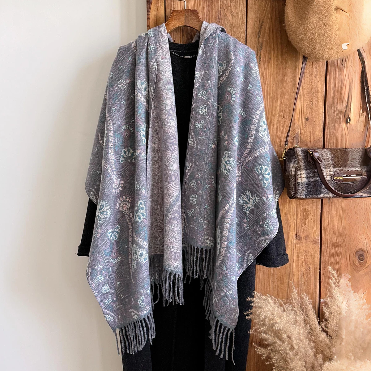 2025 Luxury Brand Women's Winter Cashmere Scarf - Floral Printed Tasseled Pashmina Shawl Wrap, Bandana & Poncho