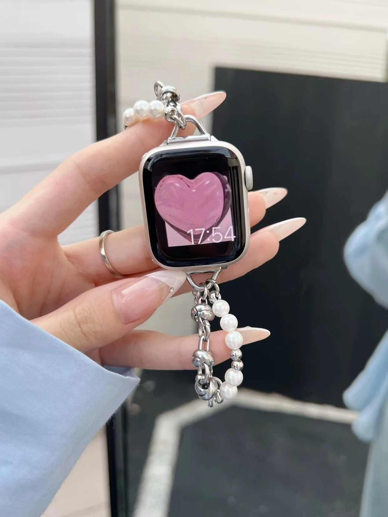 Versatile Adjustable Link Strap