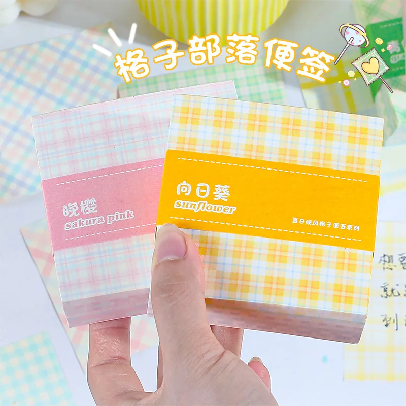 

200 Sheets/pack Cute Memo Pad Sticky Notes of 6 Colors of Girl Comics Series Diary Lattice Notepad School Supplies Stationery