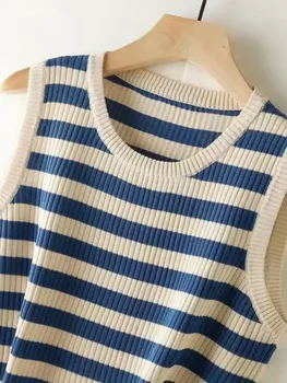 شريط تانك قميص ناعم للنساء ملابس الصيف ضيق ومثير تانك القمم محبوك أسفل قميص وبلوزة بلا أكمام للملابس الخارجية 2025 4