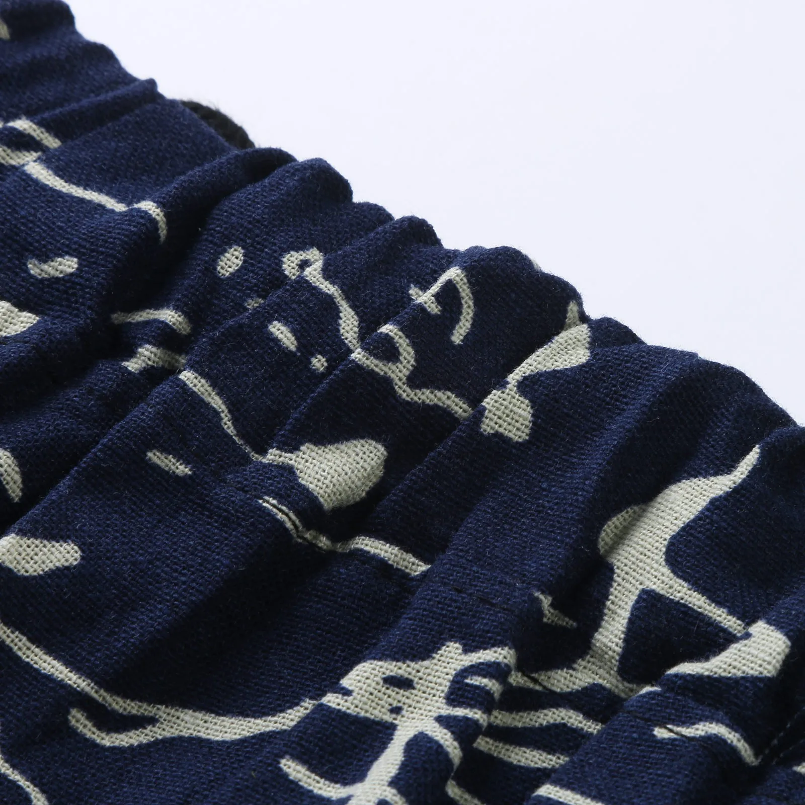 Slide image eef93877c8ab472fa0040998b58994a2