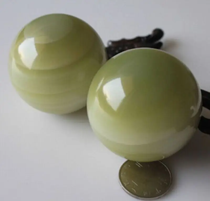 

A Pair Natural Jade Crystal Health massage Ball 50mm