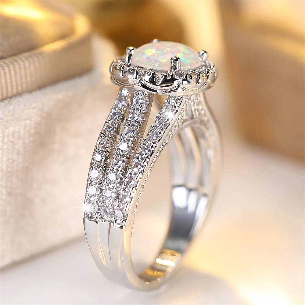 White Fire Opal Round Stone Engagement Rings For Women Vintage Silver Color Luxury Crystal Wedding Bands Birthstone Jewelry Gift