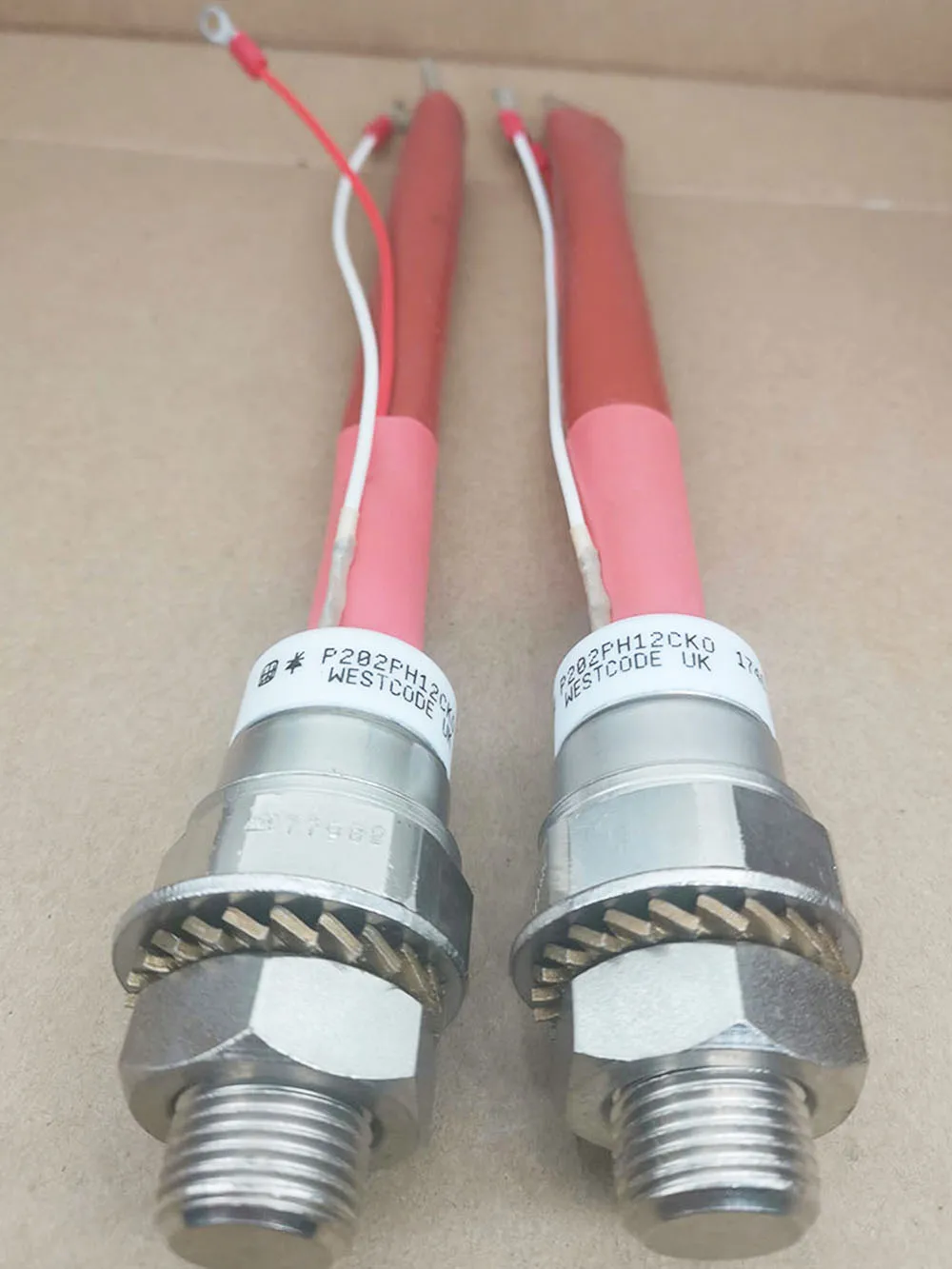 P202PH12CK0 트랜지스터, 사이리스터, 다이오드