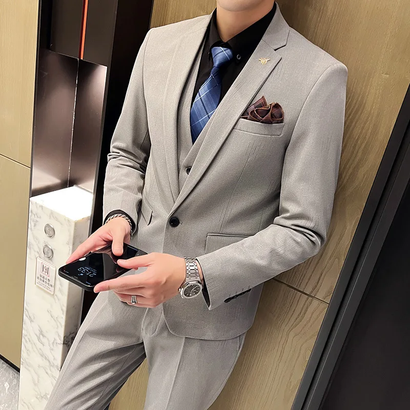 

2023 High Quality Men's (suit + Vest + Trousers) Business Casual Professional Fit Bridegroom Best Man Wedding Three-piece Dress