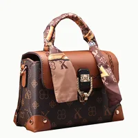 Light luxury brand women's handbag 2025 new autumn and winter high-end designer fashionable shoulder crossbody bag 5