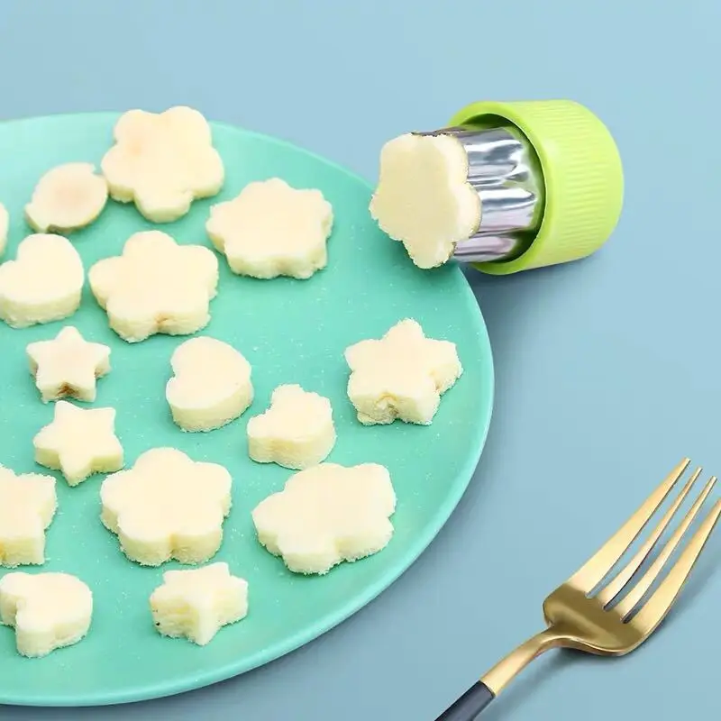 New 12PCS Vegetable Fruit Cutters Stainless Steel Biscuit Cutters Shapes Sets Mold Pattern for Kid Baking Cooking Kitchen Tool