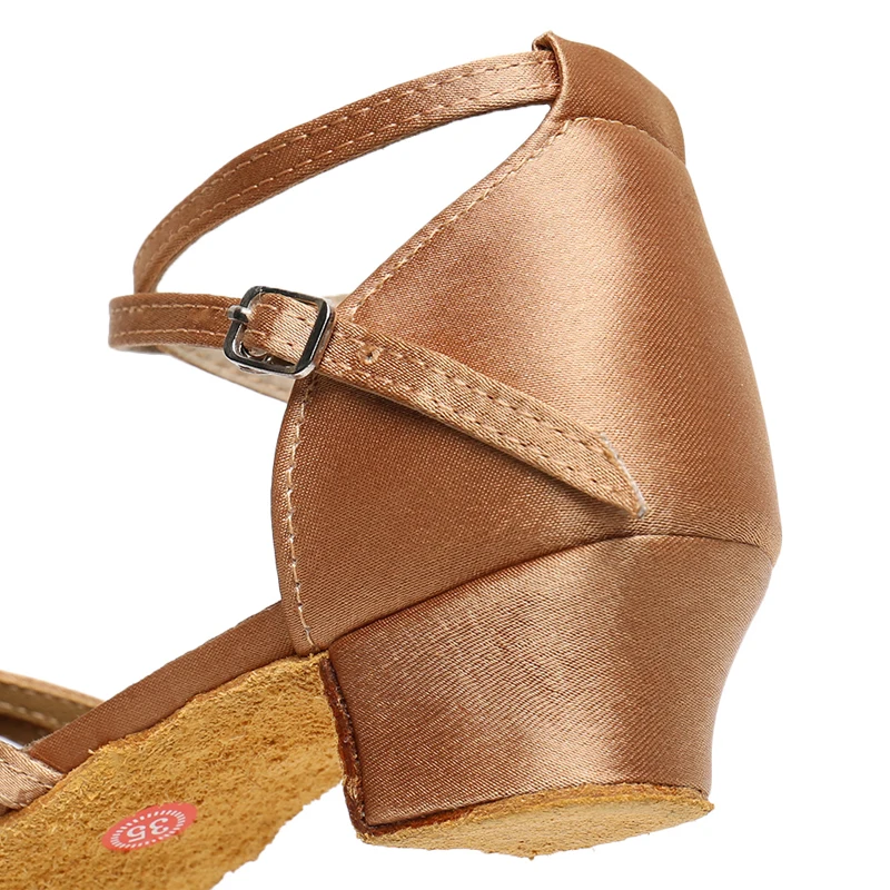 New Girls Ballroom Latin Dance Shoes  Women Children's Dance Shoes Women Professional child/kids/Salsa Practice Shoes Sandal