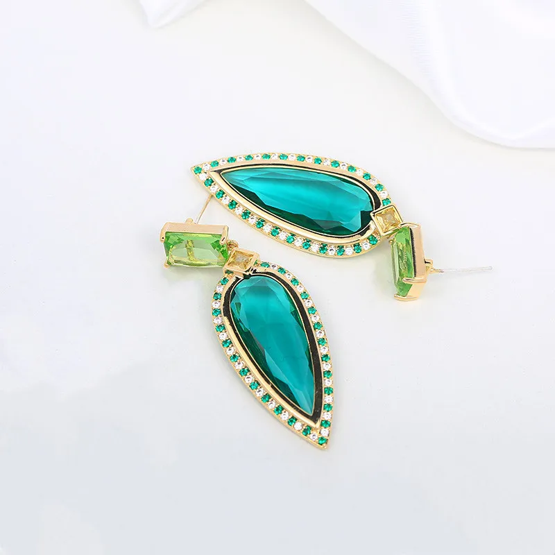 Green Cubic Zirconia Long Temperameng Water Drop Earrings Luxury Brand Jewelry 925 Silver Needle Fashion Stud Earings