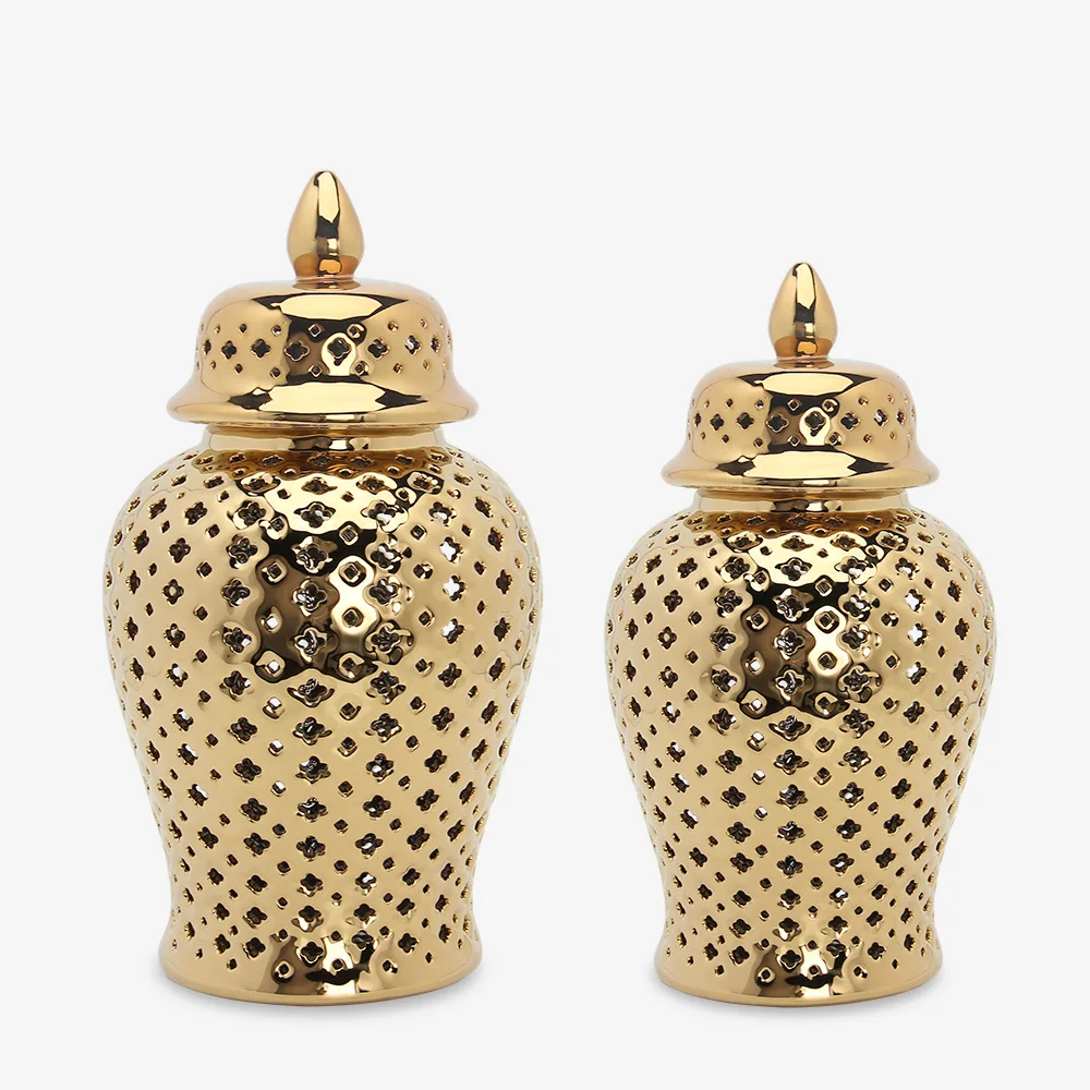 Pierced Gold Ceramic Vase Ginger Jar with Lid Hollow Out Storage Jar Bud Vase Carved Lattice Temple Jar for Room Home Decorative 4